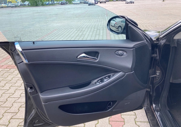 Mercedes-Benz CLS cena 38500 przebieg: 250000, rok produkcji 2007 z Chorzów małe 121